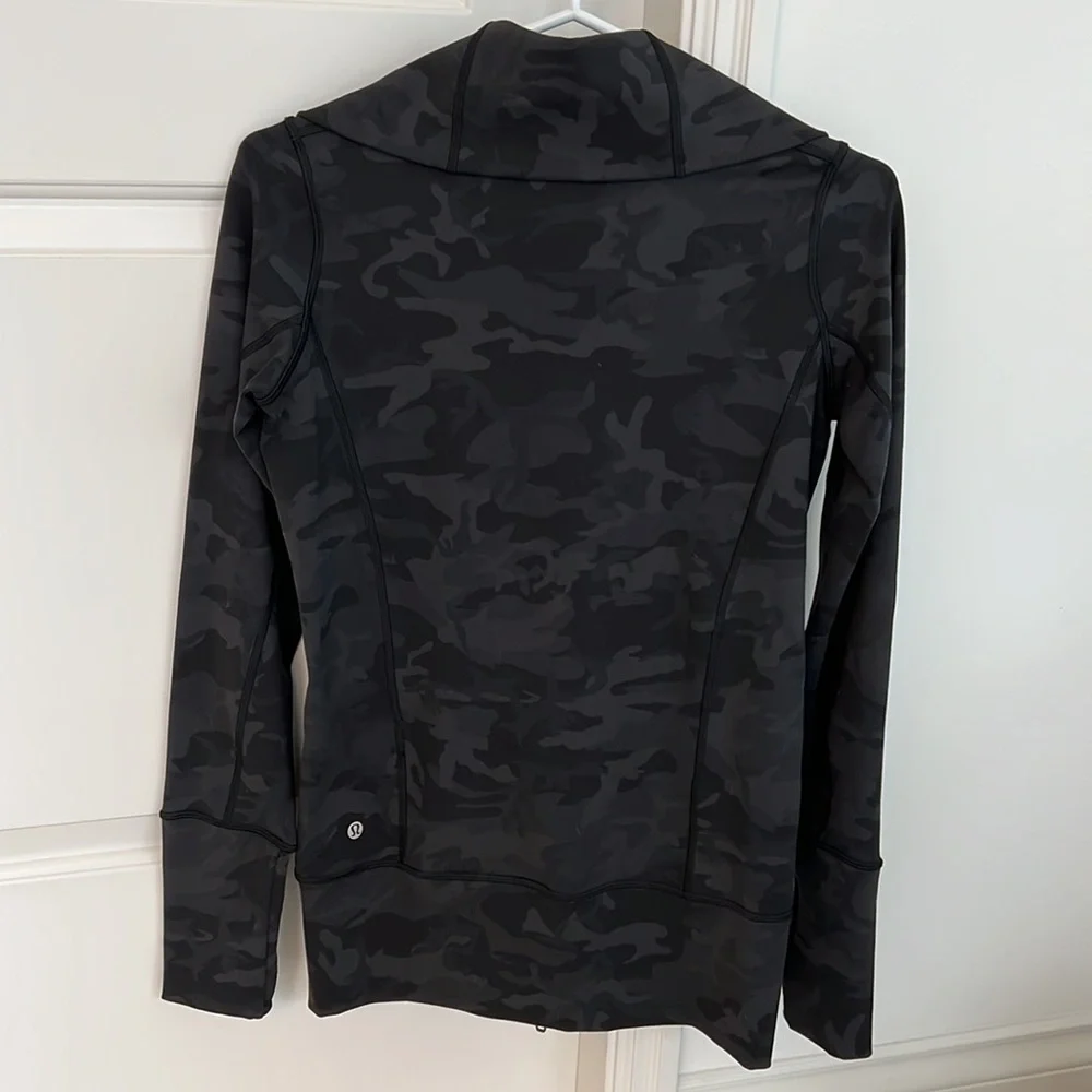 Lululemon Active Jacket - Picture 2 of 3
